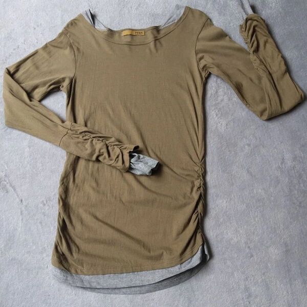 LARUカットソー 重ね着風 長袖Tシャツ カーキトップス カーキ