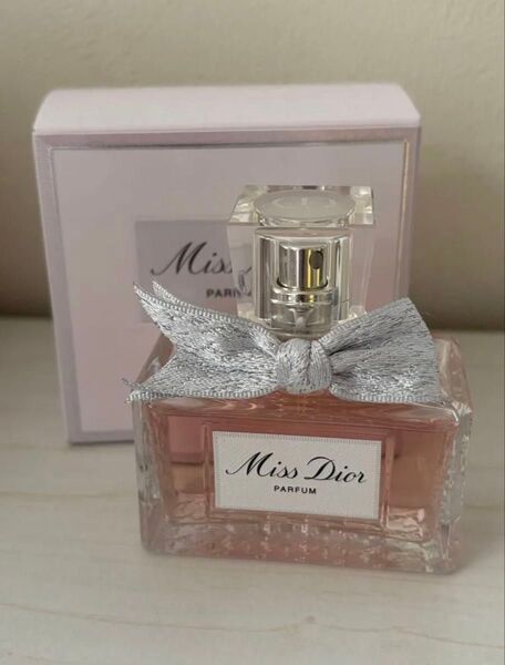 Miss Dior ミスディオール・パルファン 35mL