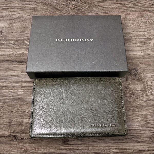 BURBERRY 名刺入れ ブラック レザー パスケース カードケース 箱付き