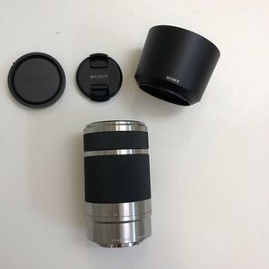 SONY Eマウント望遠ズームレンズ E 55-210mm F4.5-6.3 OSS(シルバー)です。
