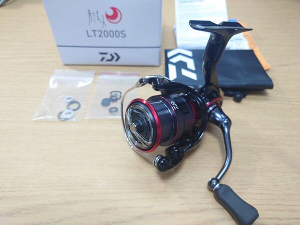 ダイワ 23月下美人 LT2000S 【超美品】エリアトラウト仕様
