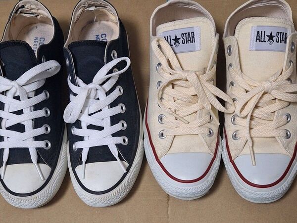 レディースCONVERSEスニーカー 黒 24cm かかと破れ有りクリーム23.5cm2足セット 早い者勝ちですよ!