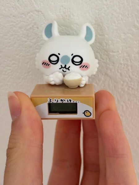 モモンガの時計です!時計使えませんが、置いとくだけでとても可愛いです!ガチャガチャでゲットしました! ちいかわ マスコット