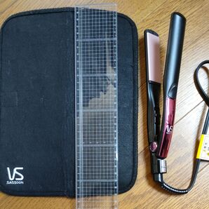 VS SASSOON ストレートヘアアイロン ピンク