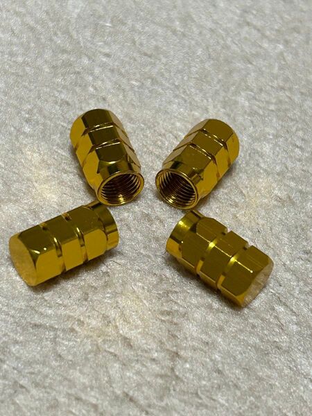 ゴールド 六角形 タイヤエアバルブキャップ 4個セット 即購入OK