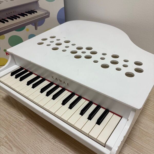 KAWAI ミニピアノ P-32 ホワイト 白 プレゼント