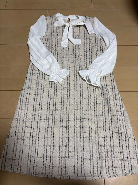 新品タグ付き トッコクローゼット ツイードボウタイリボンワンピース M