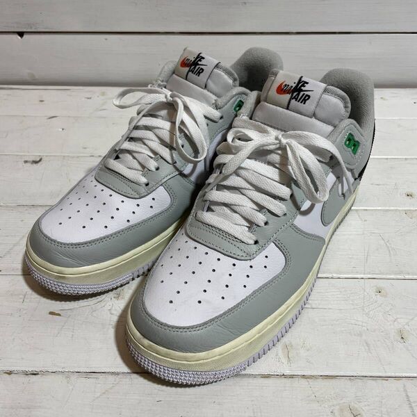 NIKE ナイキ AIR FORCE 1 07 LV8 エアフォースワン 07 エレベイト スニーカー DZ2522-001