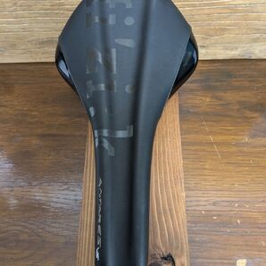 Fizik - Antares Versus K:ium Saddle