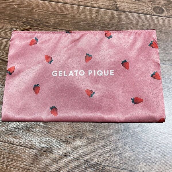 GELATO PIQUE いちご柄 ポーチ 小物入れ