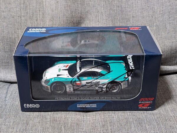 EBBRO エブロ PETRONAS TOM'S SC430 2009 1/43 SUPERGT