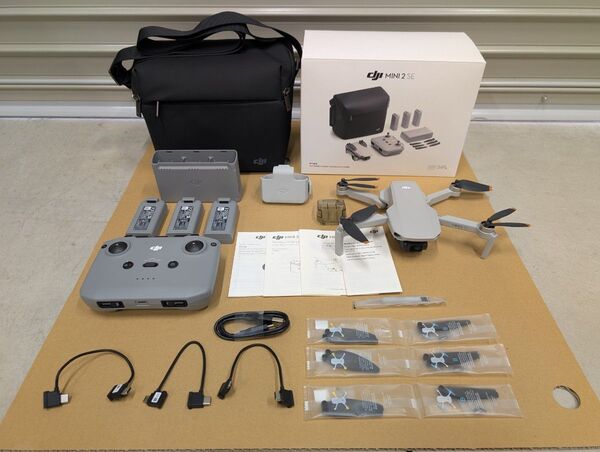 ★美品★DJI MINI2SE FLY MORE COMBO★使用期間1ヶ月★