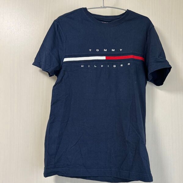 ★TOMMY HILFIGER Tシャツ ネイビー