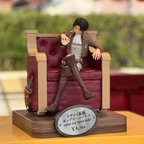新品未開封 進撃の巨人 USJコラボ リヴァイ ポップコーンケース