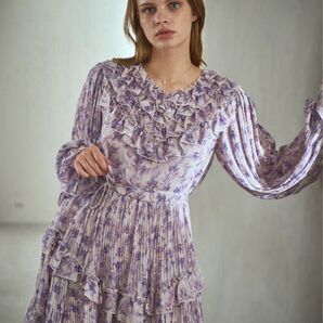【現行品】エステラケーestella.k ラッフルプリーツプリントミニマムドレス 総柄 長袖 トップス ブラウス