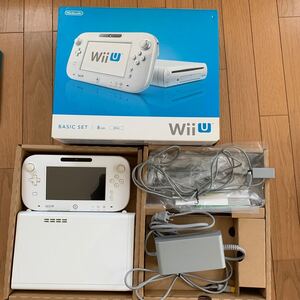 WiiU、Wii、カセット9本、リモコンあり。