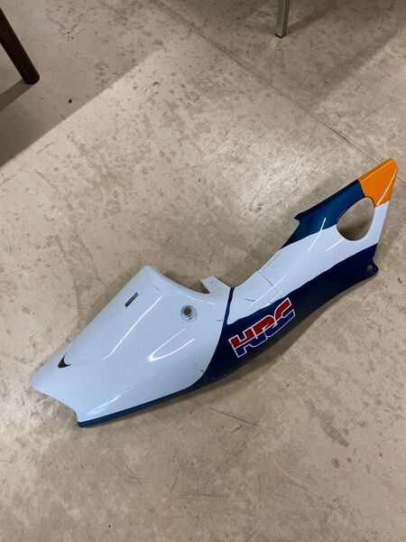 HONDA nsr250r mc28 シートカウル レプソルカラー 純正