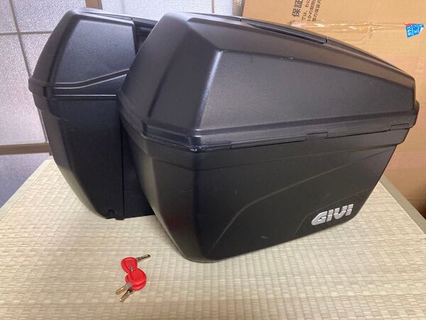 GIVI サイドケース 左右セット パニアケース E22N サイドボックス E23N E22N E21