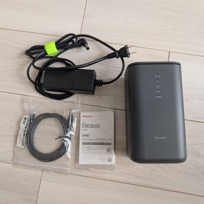 ドコモ home5G ホームルーター HR02 ダークグレー