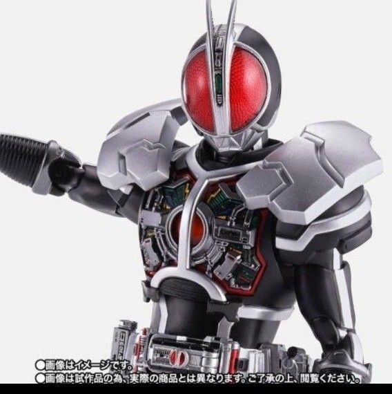 S.H.Figuarts(真骨彫製法) 仮面ライダーファイズ アクセルフォーム 仮面ライダー555