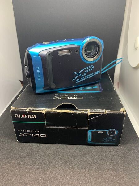 富士フイルム FINEPIX XP140 防水デジタルカメラ 現状品