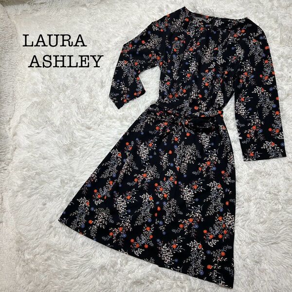 美品】特価】LAURA ASHLEY ワンピース 花柄 11 花柄 総柄 ブラック ワンピース L 黒 ローラアシュレイ