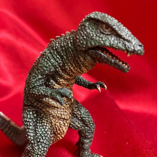 ゴロザウルス リペイント品 HGシリーズゴジラ 怪獣総進撃編 バンダイガシャポン