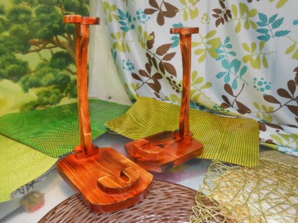 (送料無料)6,980円 沖縄三線専用 手作り木製三線台 2個組一括販売