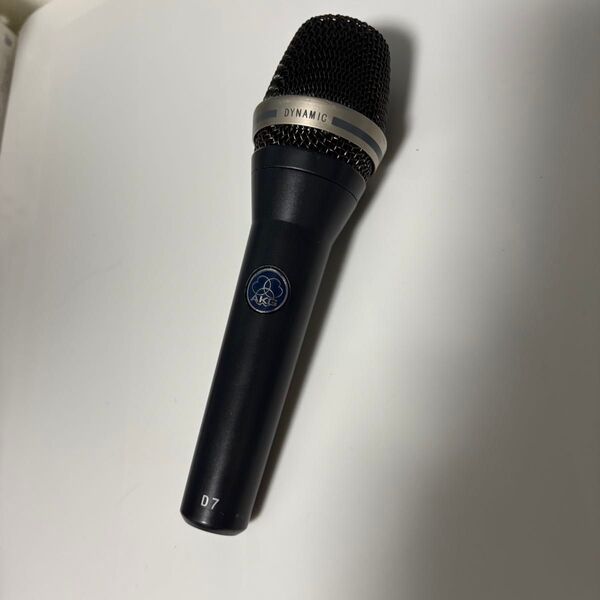 ダイナミックマイク AKG D7