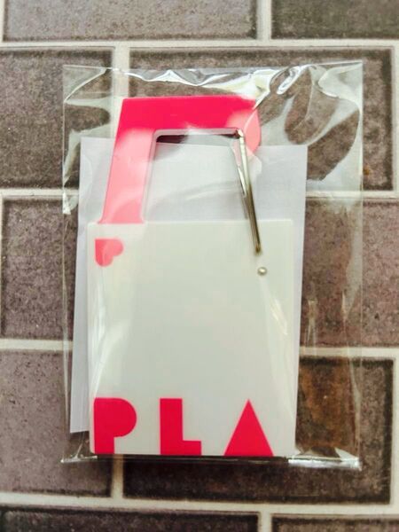 【未開封新品/非売品】PLAZA ノベルティ アクリルカラビナ/ プラザ キーホルダー