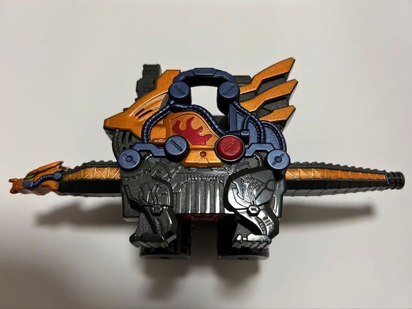 【中古品】DXクローズドラゴン DXドラゴンフルボトル DXロックフルボトル 仮面ライダービルド 仮面ライダークローズ