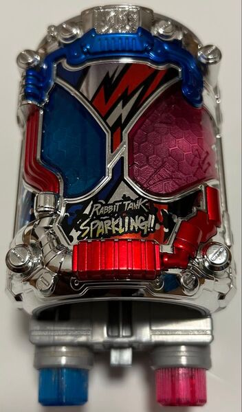 【中古品】DXラビットタンクスパークリング 仮面ライダービルド