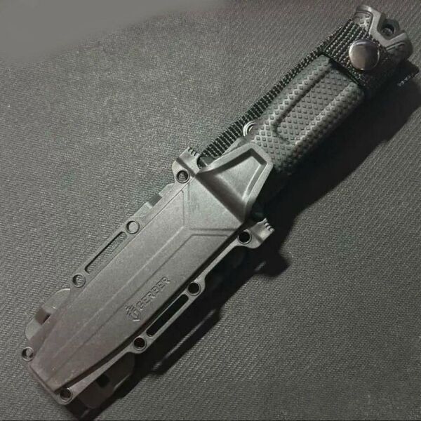 Gerber ブラック ナイフ ホルスター付き アウトドアナイフ A サバイバルナイフ アウトドア キャンプ シースナイフ