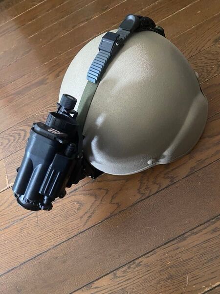 フリッツヘルメットナイトビジョンレプリカ