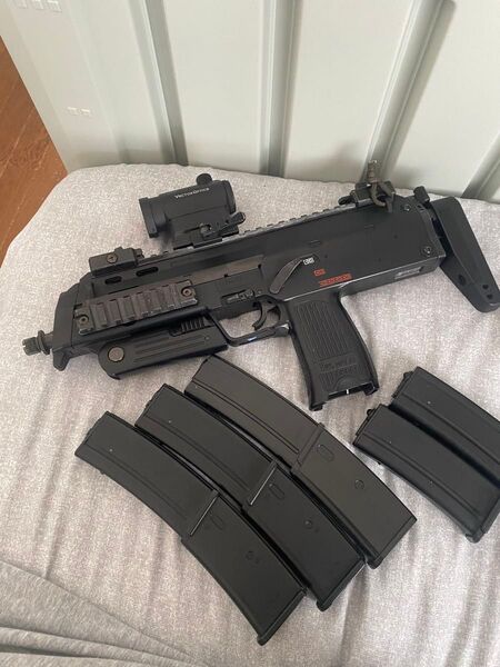 東京マルイ 電動ガンMP7 カスタム