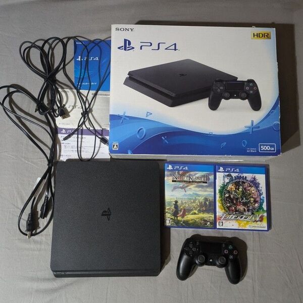 美品 PlayStation4 CUH-2200A B01 100v PS4 ジェットブラック 付属品完備 500GB おまけ
