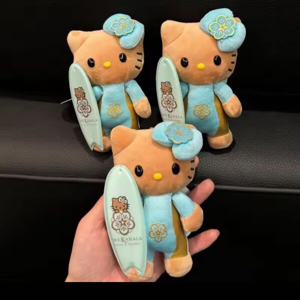 新品タグ付【カハラホテル×ハローキティ ハワイ限定 サーフィン版】アニバーサリー ぬいぐるみ マスコット キーホルダー 海外製