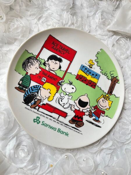 新品★ スヌーピー【 お皿 プレート】平皿 レア レトロSNOOPY 大皿 可愛い 食器