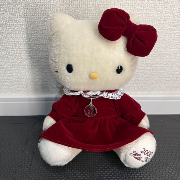 ハローキティ 2000年 ベルベットドレス ミレニアム ぬいぐるみ ペンダント付
