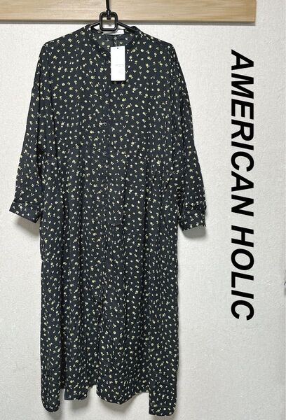 新品 アメリカンホリック スタンドカラーフラワープリントワンピース