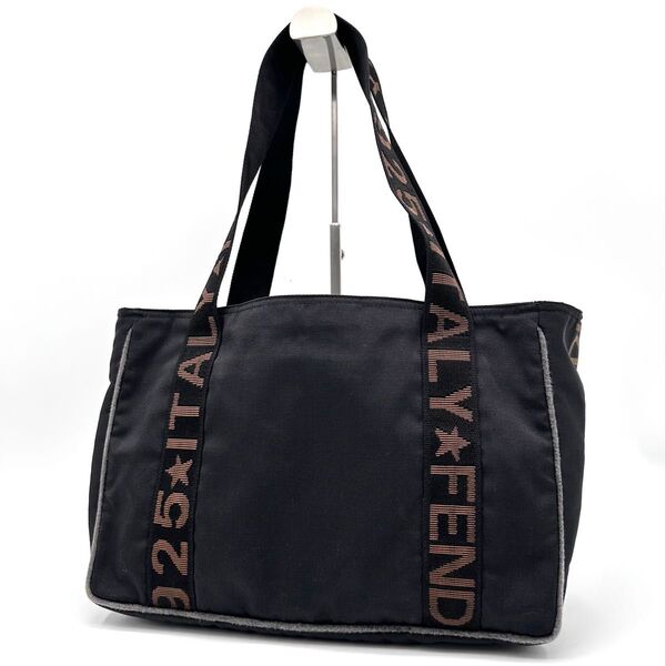 良品 FENDI フェンディ トートバッグ ハンドバッグ ショルダー 肩掛け A4可 大容量 デカロゴ ナイロン 黒 ブラック