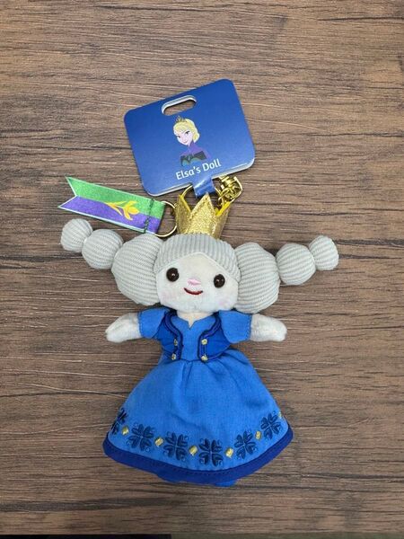 ディズニーストアアナと雪の女王Darenui エルサ