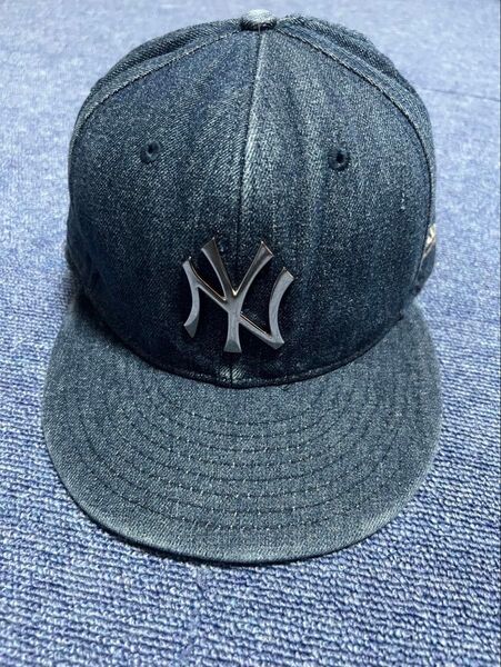 希少 NEW ERA ヤンキース ベースボールキャップ デニム NYロゴ メタル 7 1/4 59.6cm