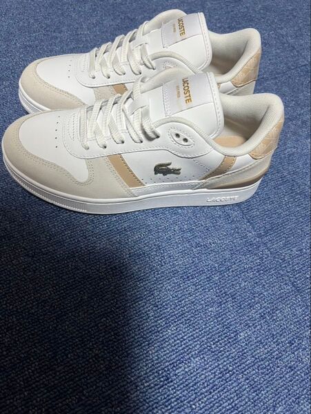 LACOSTE レディース スニーカー ホワイト/ベージュ 23cm