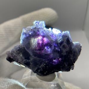 380#16g パープルファントムフローライト 【内モンゴル 銀都】鉱物標本 蛍石 天然石 キューブ
