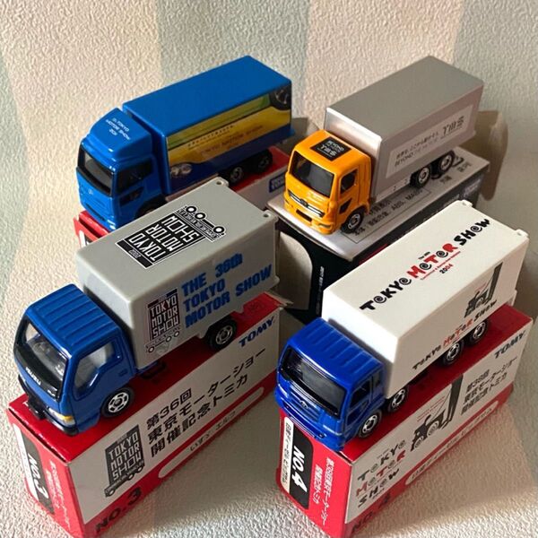 トミカ トラック モーターショー4台セット はたらくくるま
