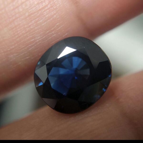 特価!超特大天然ブルーサファイア 6.737ct ルース