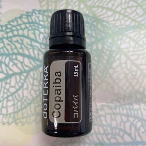 ドテラ doTERRA コパイバ エッセンシャルオイル