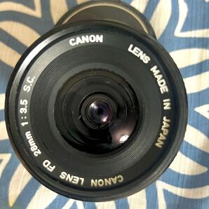 CANON FD 28mm f/1:3.5 レンズ
