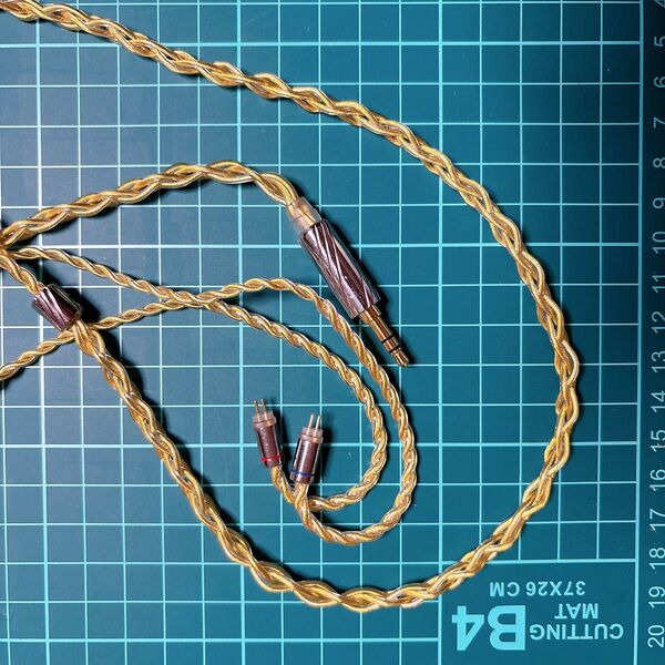 【BIGMANGO-HOTARU】2pin3.5mm金メッキケーブル リケーブル 3.5mmイヤホンアップグレードケーブル